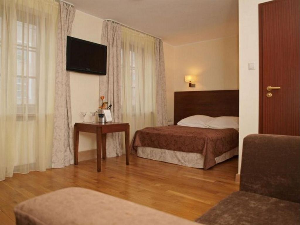 Gasthof M.f. 3*